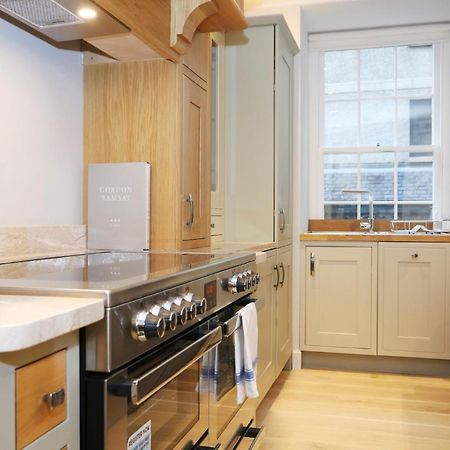 Joivy Modern And Airy Flat On The Historic Royal Mile Apartment เอดินบะระ ภายนอก รูปภาพ