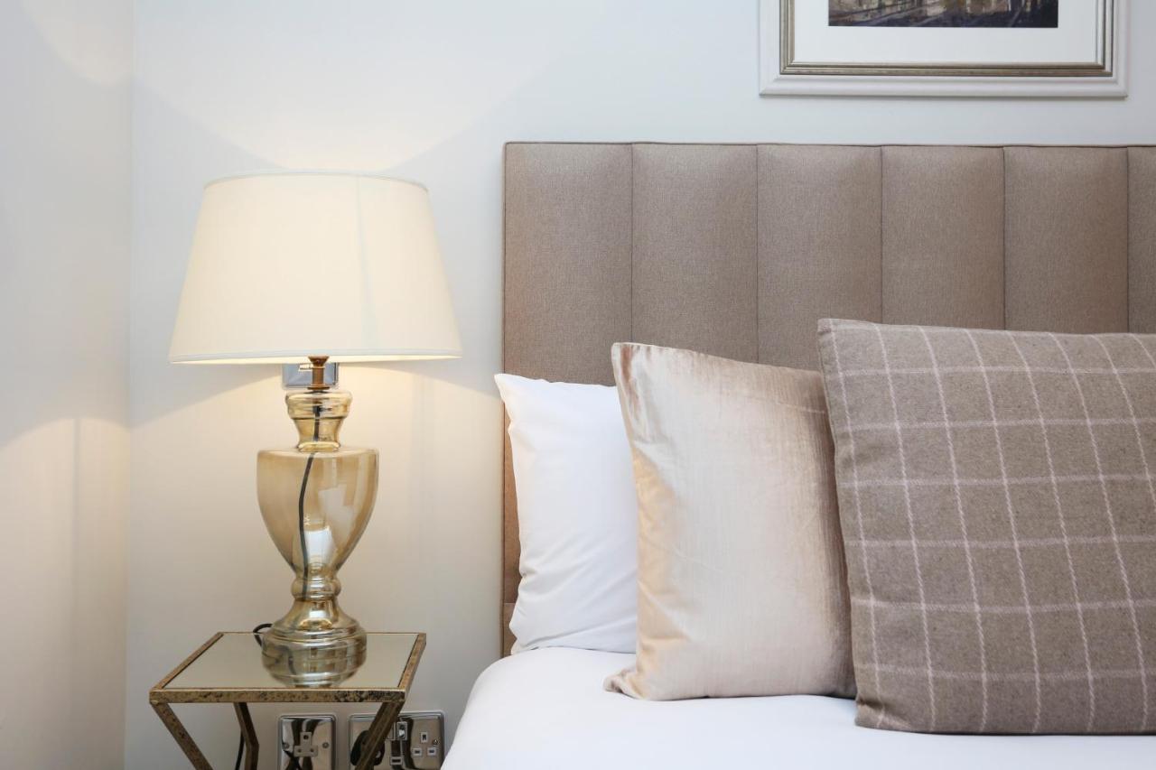 Joivy Modern And Airy Flat On The Historic Royal Mile Apartment เอดินบะระ ภายนอก รูปภาพ