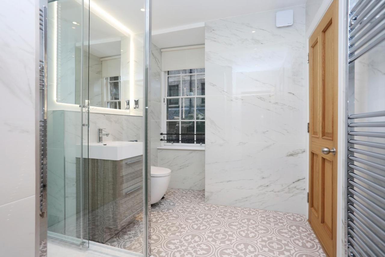 Joivy Modern And Airy Flat On The Historic Royal Mile Apartment เอดินบะระ ภายนอก รูปภาพ