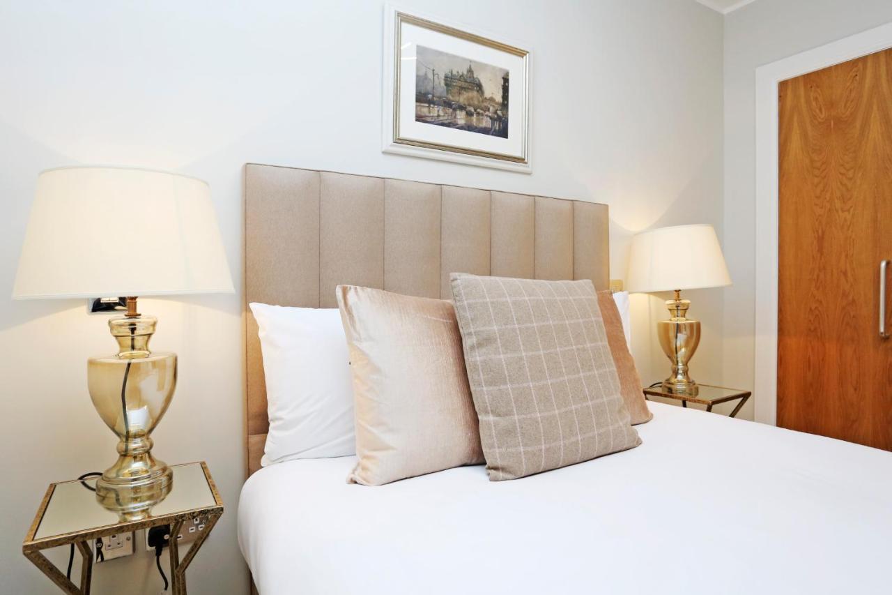 Joivy Modern And Airy Flat On The Historic Royal Mile Apartment เอดินบะระ ภายนอก รูปภาพ